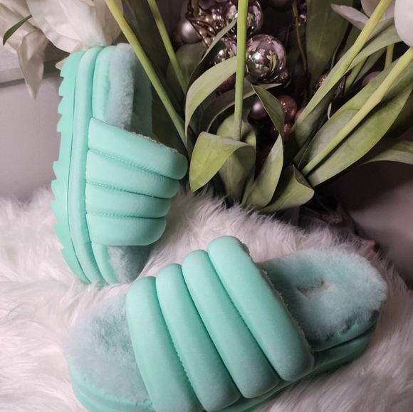 Ugg Maxi Slide Women shoes newUgg Maxi Slide new - Picture 2 of 9